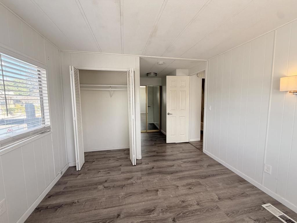 Image 10 of property listing at 5450 Monterey Highway, San Jose, CA 95111