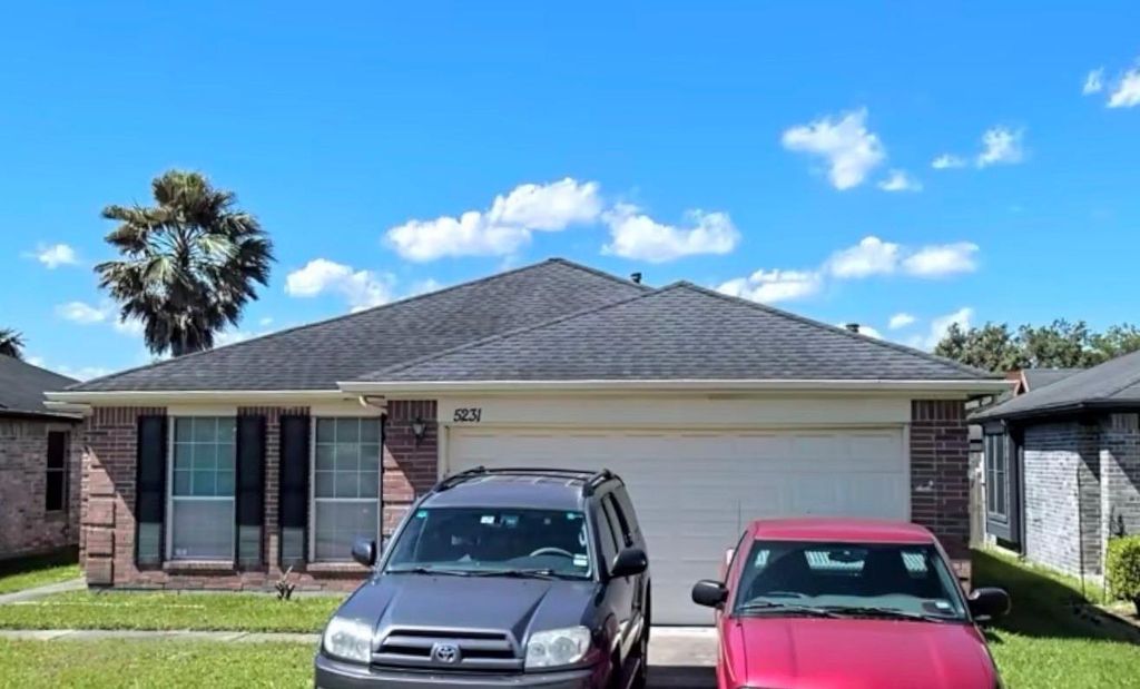5231 Honeyvine Drive, Houston, TX 77048