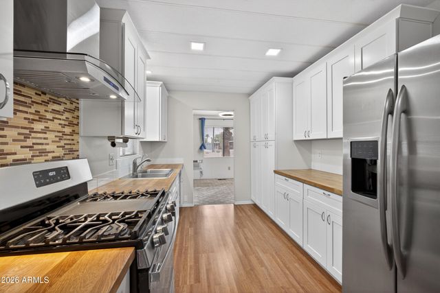 426 S 81ST Place, Mesa, AZ 85208