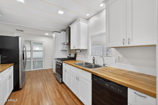 426 S 81ST Place, Mesa, AZ 85208