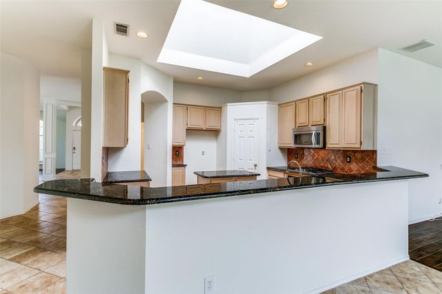 104 Dorsett Drive, Irving, TX 75063