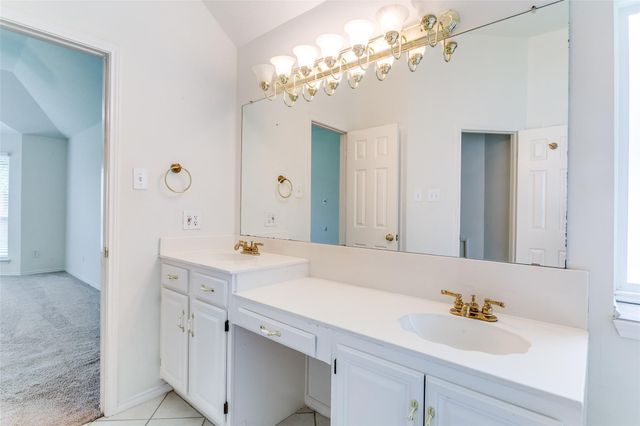 104 Dorsett Drive, Irving, TX 75063