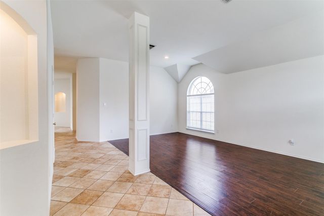 104 Dorsett Drive, Irving, TX 75063