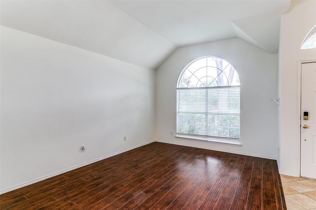 104 Dorsett Drive, Irving, TX 75063