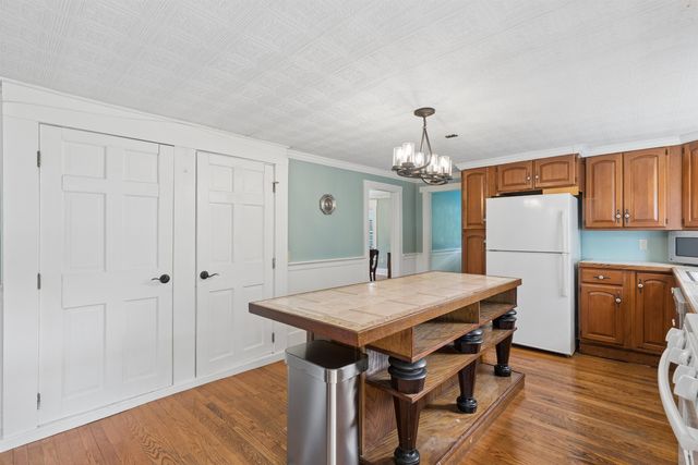 567 First Crown Point Road, Strafford, NH 03884