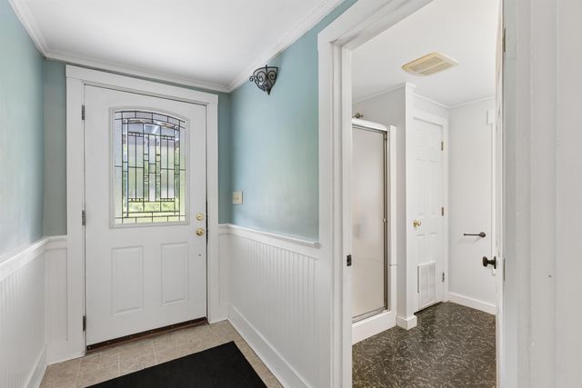 567 First Crown Point Road, Strafford, NH 03884
