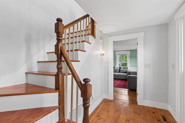 567 First Crown Point Road, Strafford, NH 03884