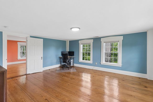 567 First Crown Point Road, Strafford, NH 03884