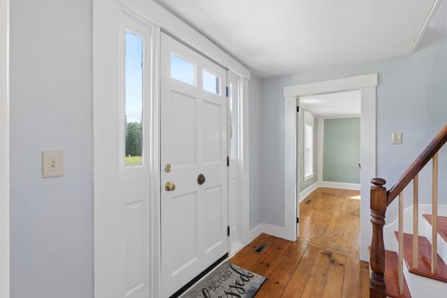 567 First Crown Point Road, Strafford, NH 03884