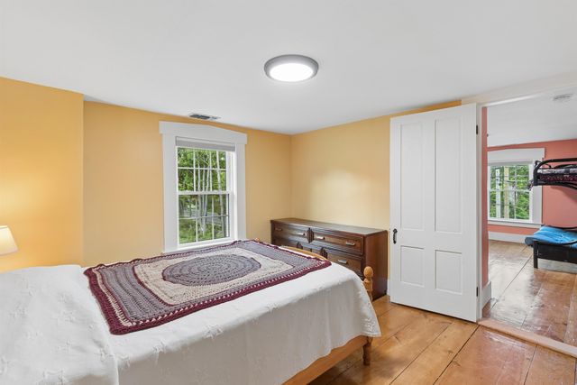 567 First Crown Point Road, Strafford, NH 03884
