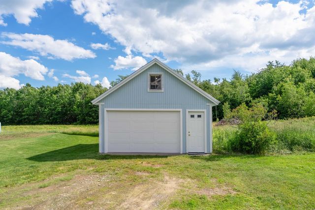 567 First Crown Point Road, Strafford, NH 03884