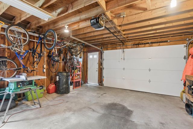 567 First Crown Point Road, Strafford, NH 03884