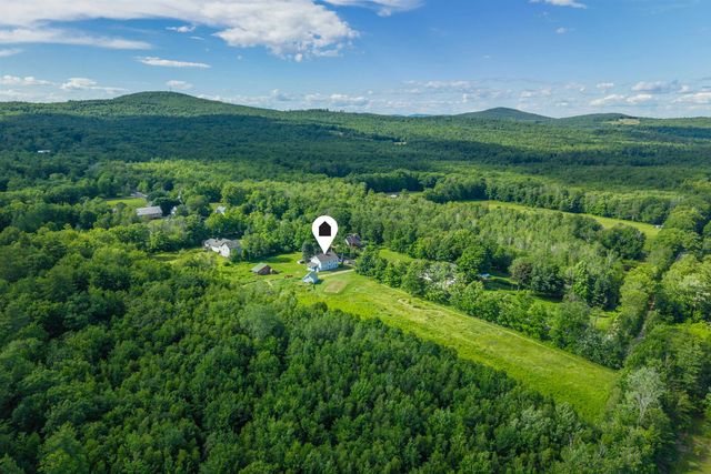 567 First Crown Point Road, Strafford, NH 03884
