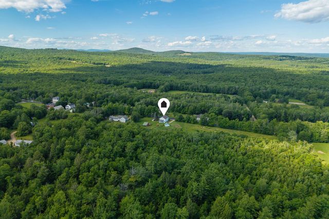 567 First Crown Point Road, Strafford, NH 03884