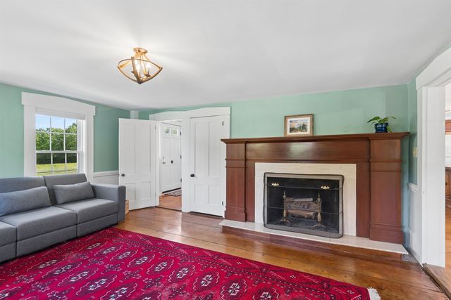 567 First Crown Point Road, Strafford, NH 03884