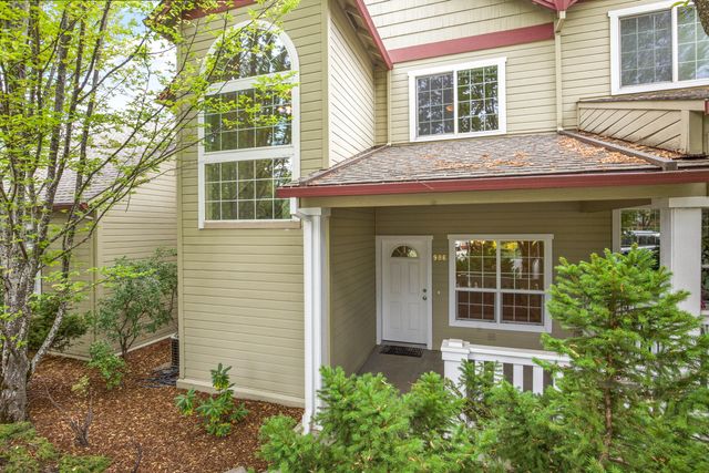 906 Mary Jane Avenue, Ashland, OR 97520