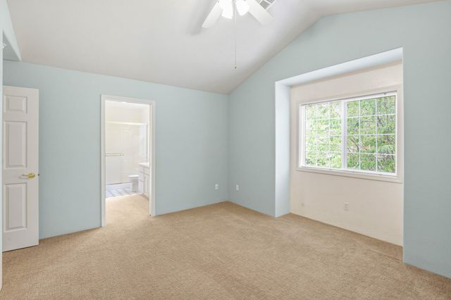 906 Mary Jane Avenue, Ashland, OR 97520