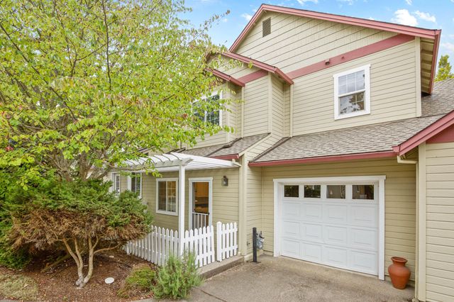 906 Mary Jane Avenue, Ashland, OR 97520