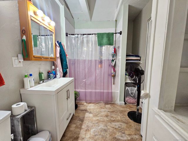 204 Broad Street 3, Meriden, CT 06450