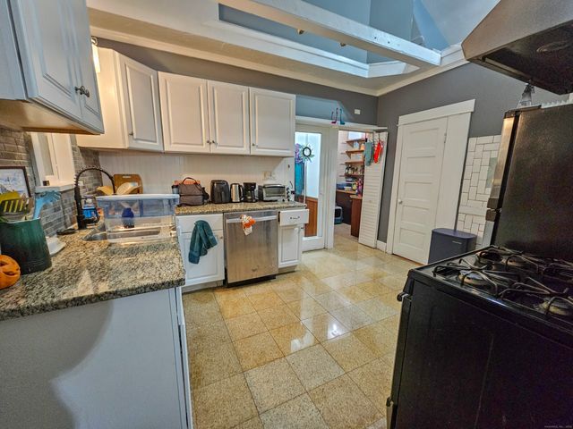 204 Broad Street 3, Meriden, CT 06450