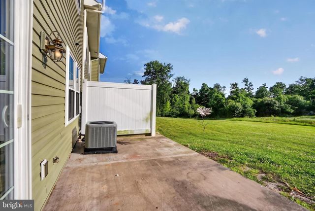 175 N OAKWOOD, Selinsgrove, PA 17870