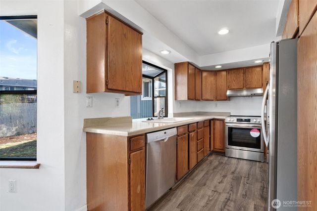 16424 126th Place SE, Renton, WA 98058