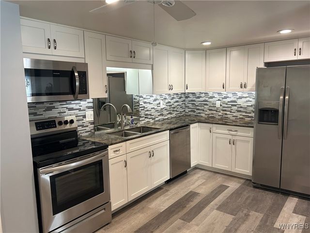 186 Peppertree Drive, Amherst, NY 14228