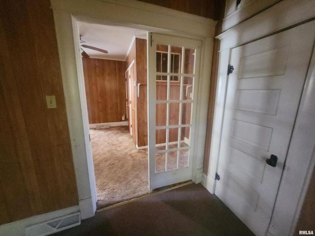 718 W WATER Street, Pinckneyville, IL 62274