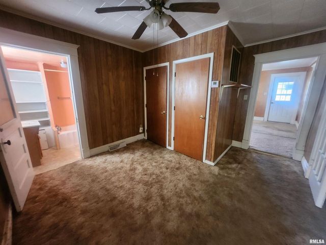 718 W WATER Street, Pinckneyville, IL 62274