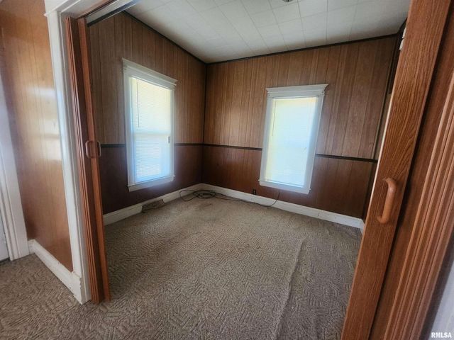 718 W WATER Street, Pinckneyville, IL 62274