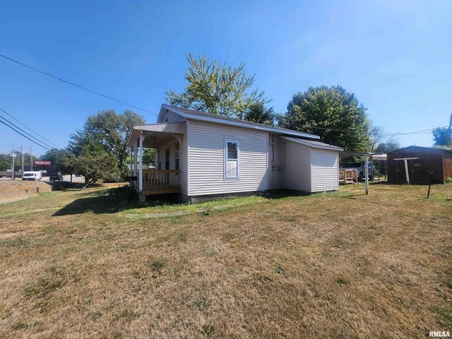 718 W WATER Street, Pinckneyville, IL 62274