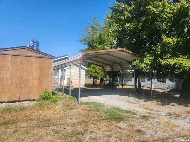 718 W WATER Street, Pinckneyville, IL 62274