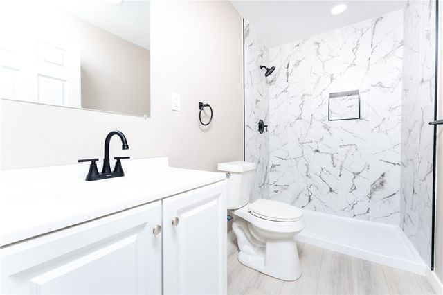 2018 Braeswood Dr, Corpus Christi, TX 78412