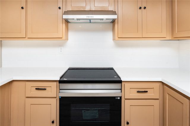 2018 Braeswood Dr, Corpus Christi, TX 78412