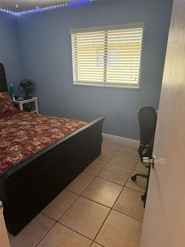 1507 1509 SE 24th Ave, Cape Coral, FL 33990