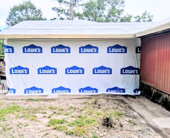 221 Tebo Street, Ames, TX 77575