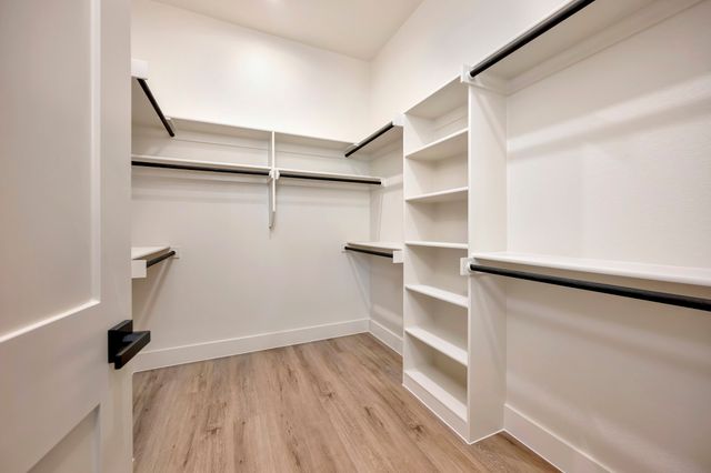 929 E Magnolia Avenue, Fort Worth, TX 76104