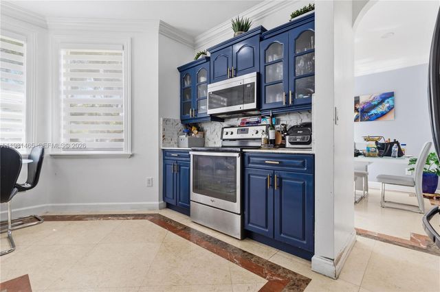 10816 SW 247th St, Homestead, FL 33032