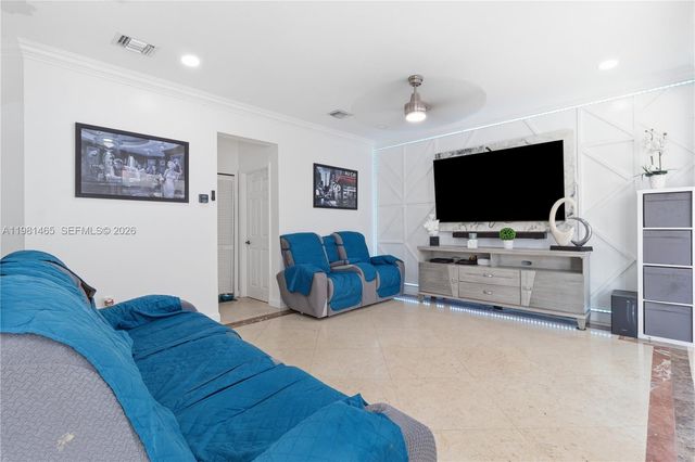 10816 SW 247th St, Homestead, FL 33032