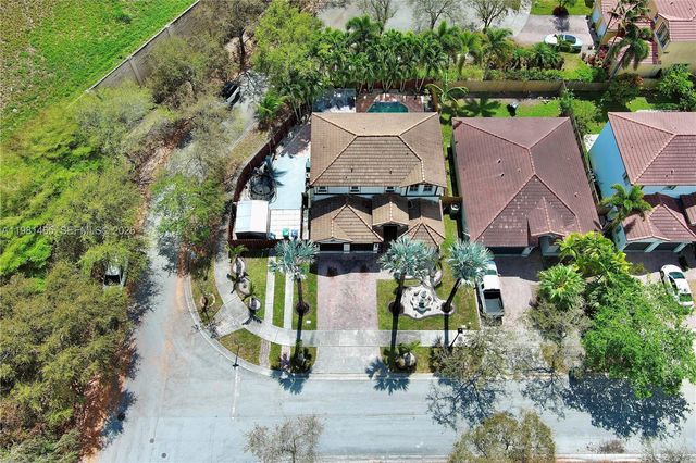 10816 SW 247th St, Homestead, FL 33032