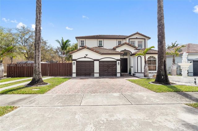 10816 SW 247th St, Homestead, FL 33032