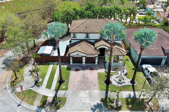 10816 SW 247th St, Homestead, FL 33032