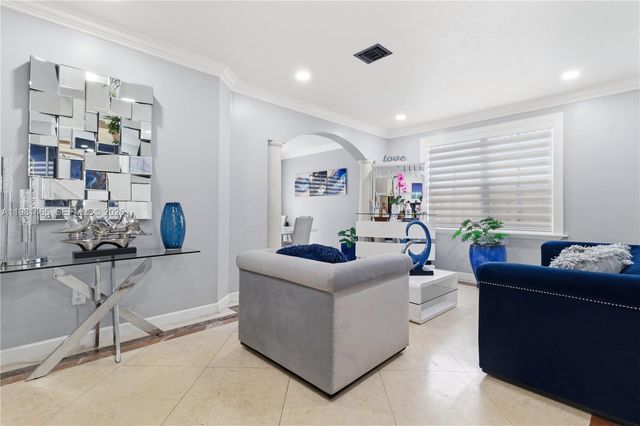 10816 SW 247th St, Homestead, FL 33032