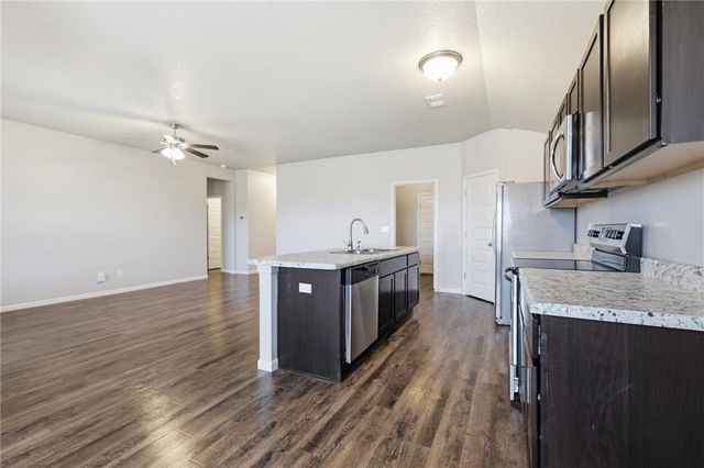 21826 Franklin Street, Spring Hill, KS 66083
