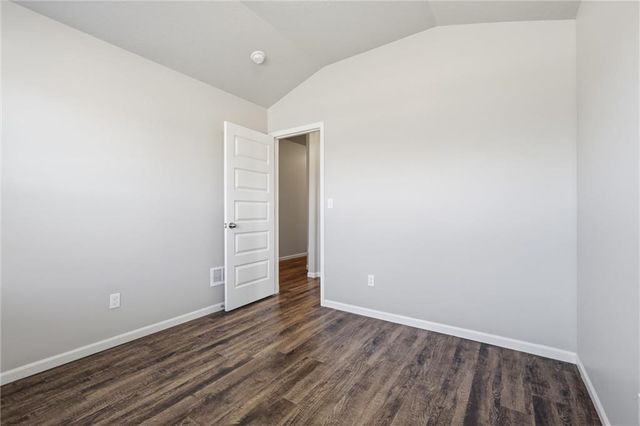 21826 Franklin Street, Spring Hill, KS 66083