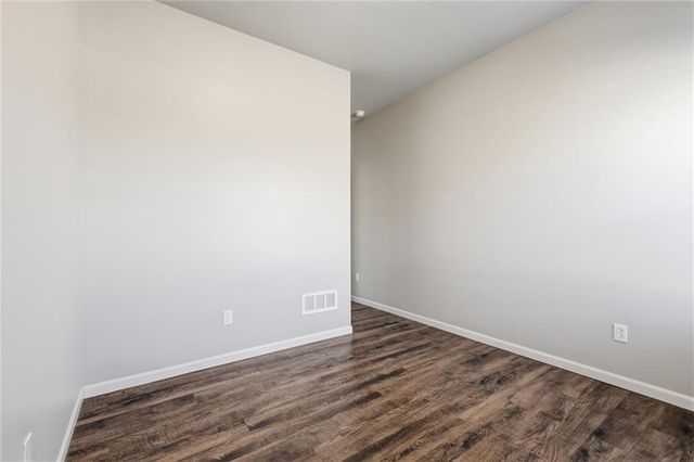 21826 Franklin Street, Spring Hill, KS 66083