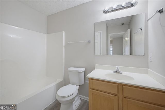 3246 Shady Valley Lane, Loganville, GA 30052