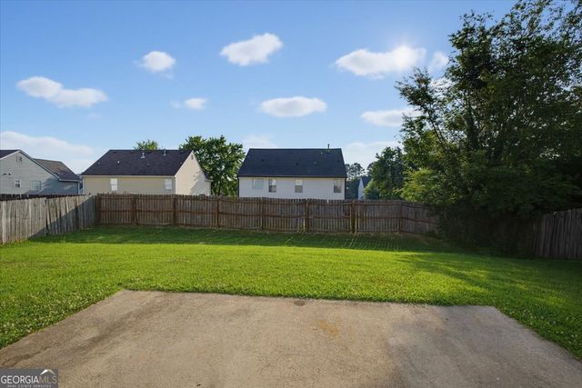 3246 Shady Valley Lane, Loganville, GA 30052