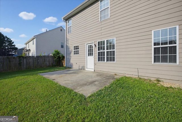 3246 Shady Valley Lane, Loganville, GA 30052