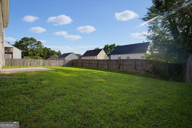 3246 Shady Valley Lane, Loganville, GA 30052
